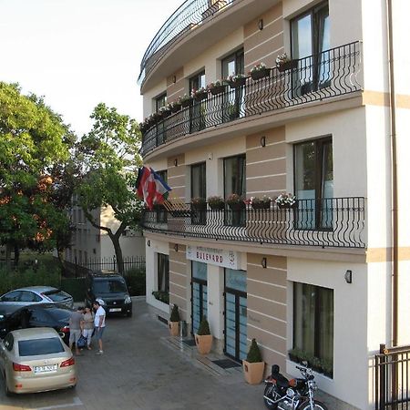 Hotel Bulevard Oradea Exteriör bild