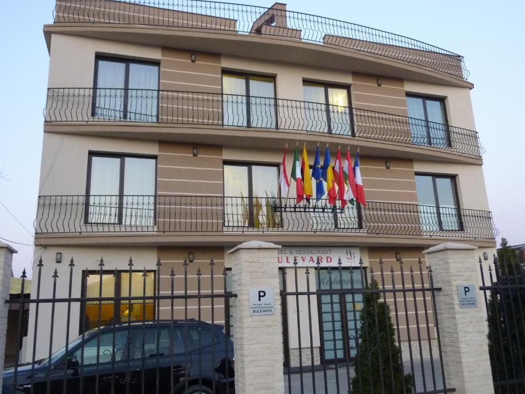 Hotel Bulevard Oradea Exteriör bild