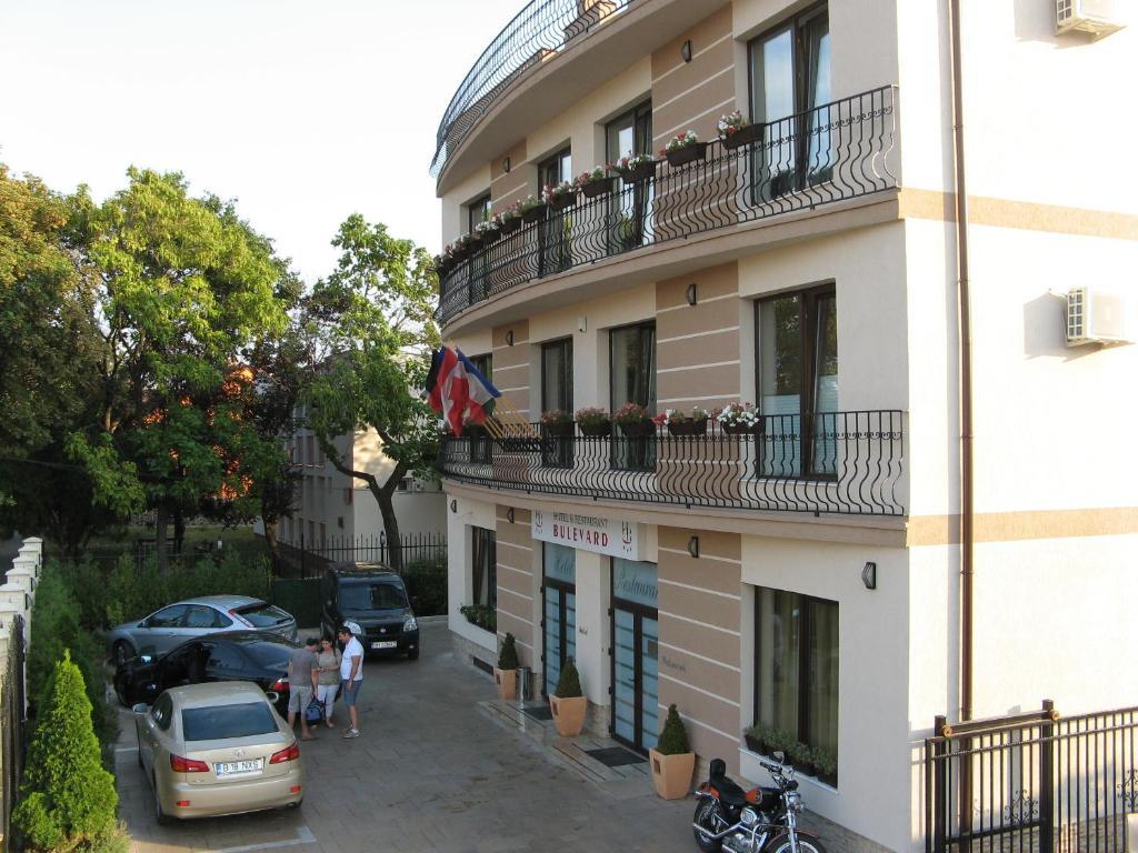 Hotel Bulevard Oradea Exteriör bild